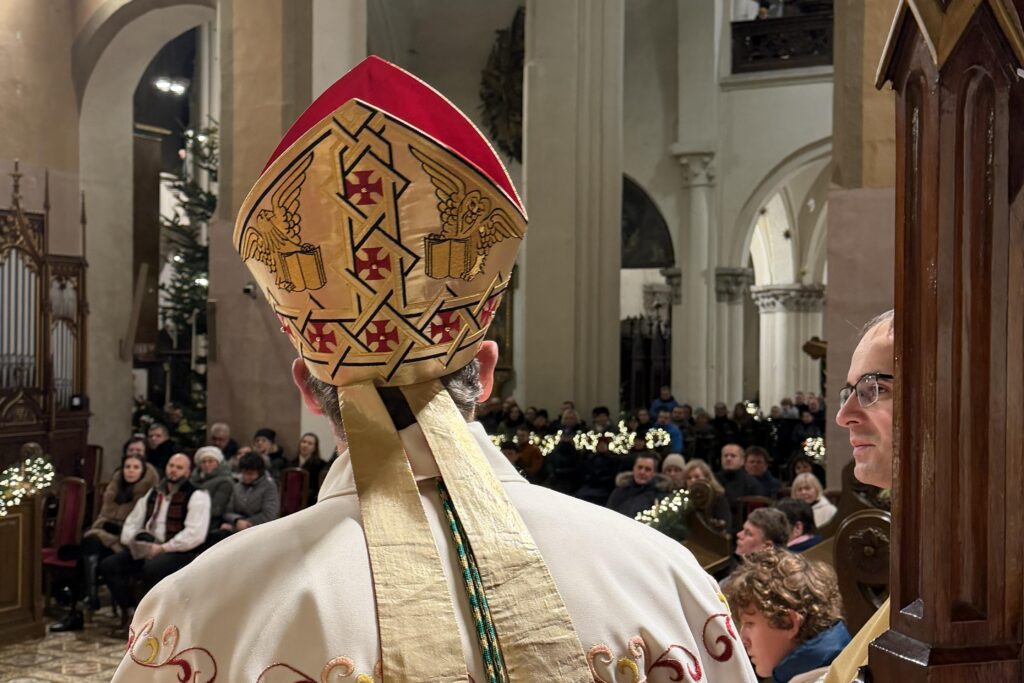 Homília Mons. Františka Trstenského pri polnočnej svätej omši Narodenia Ježiša Krista