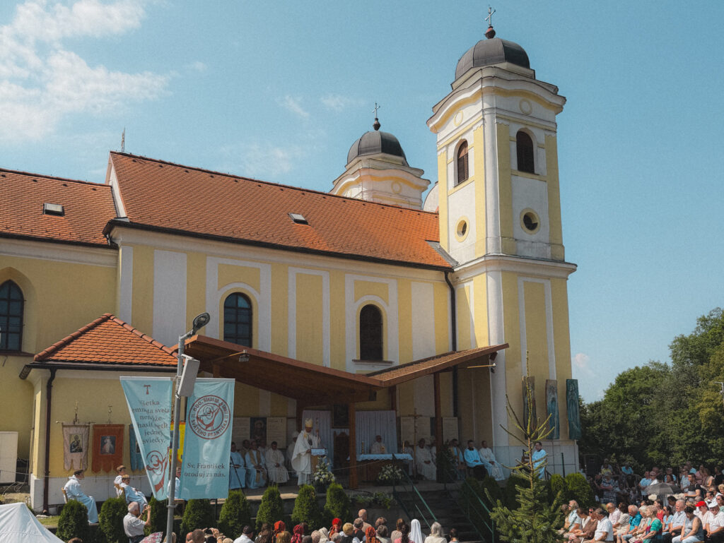 Homília Mons. Františka Trstenského na hlavnej púti na Skalke pri Trenčíne Homília Mons. Františka Trstenského na hlavnej púti na Skalke pri Trenčíne
